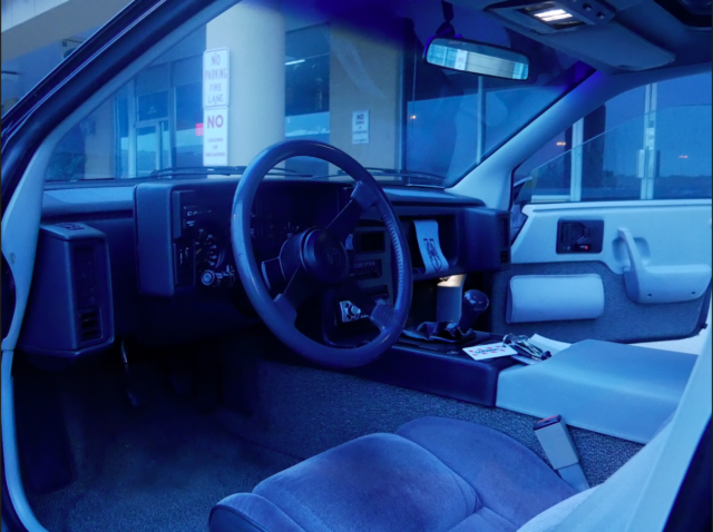 1984 Pontiac Fiero silver - photo 6