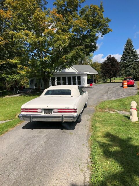 1975 Pontiac Bonneville GRANDVILLE - photo 4