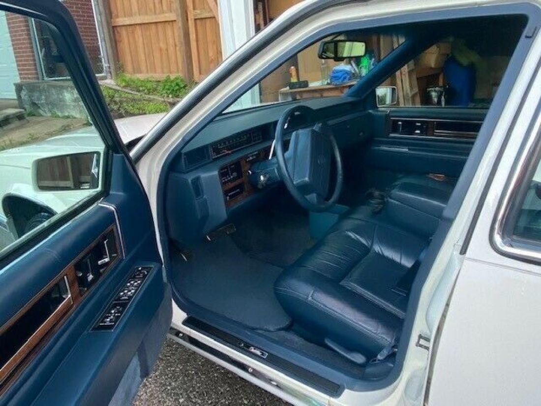 1992 Cadillac DeVille - photo 12
