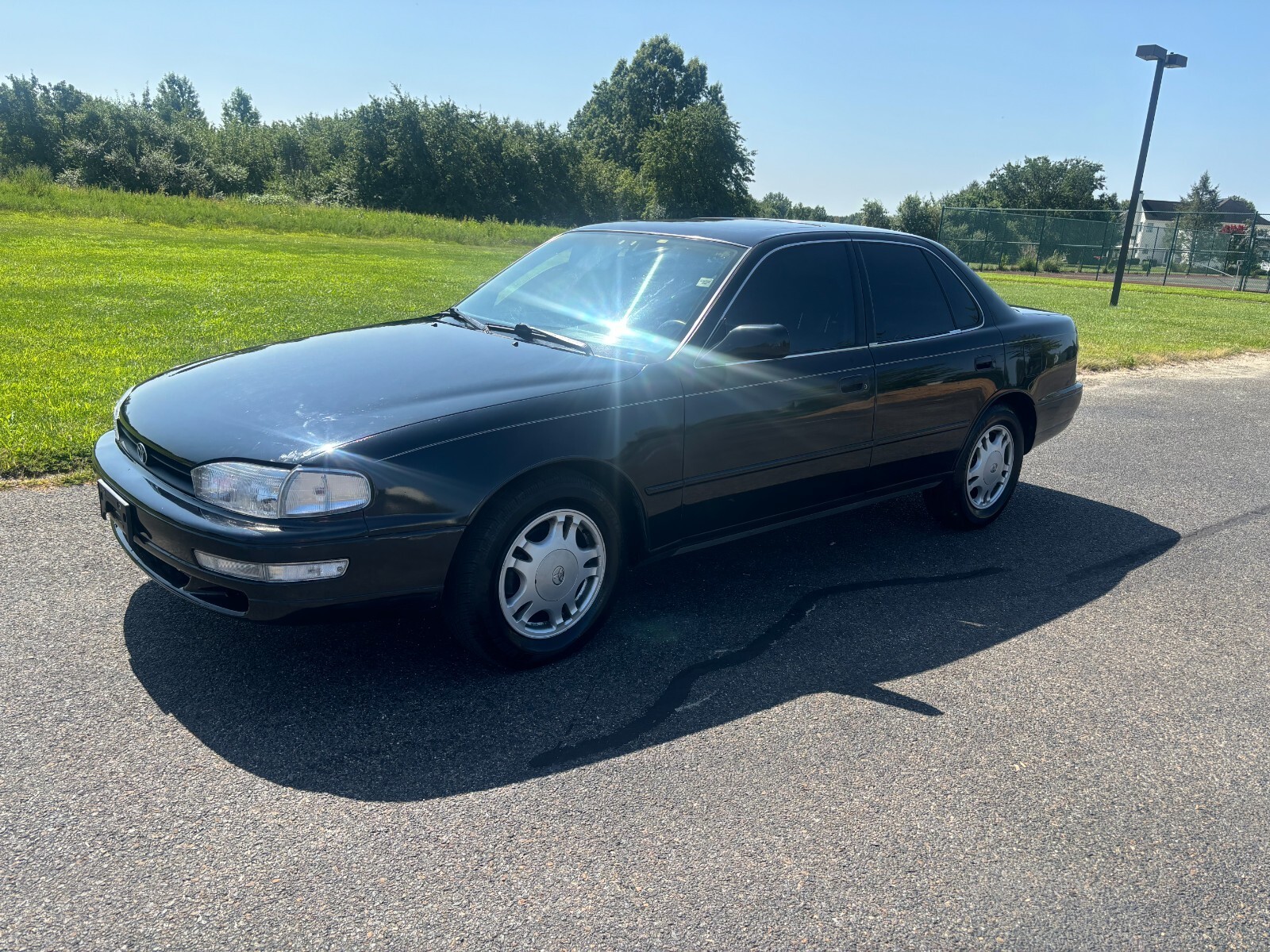 1994 Toyota Camry XLE - photo 2