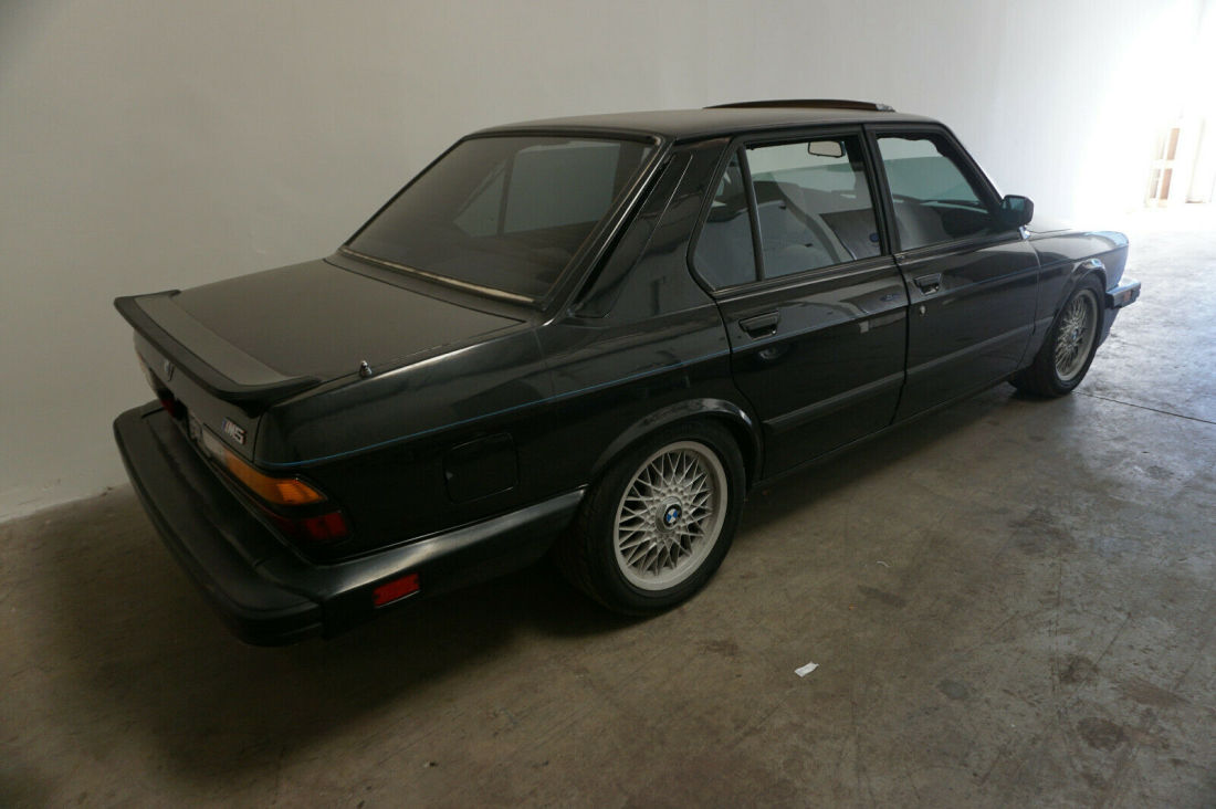 1988 BMW M5 - photo 4