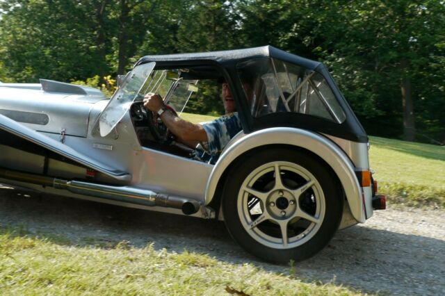 Lotus Caterham super seven. - photo 6