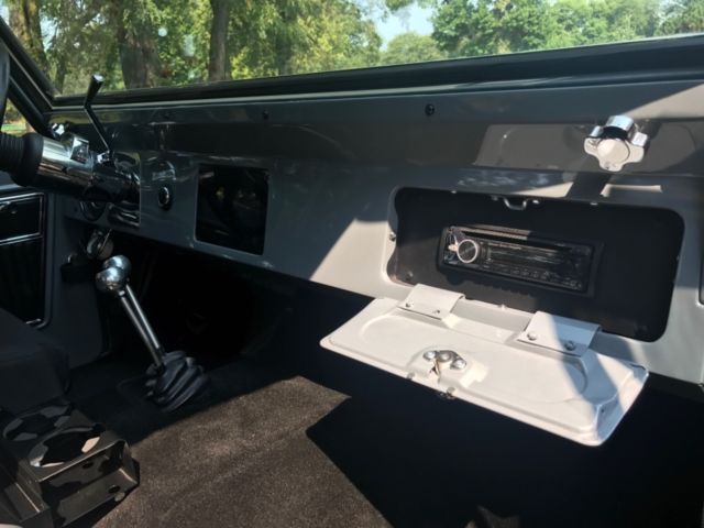 1976 Ford Bronco - photo 11