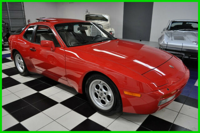 CERTIFIED CARFAX - COLLECTORS GRADE - not 911 928 carrera 912 1986 Porsche 944 TURBO - PRISTINE - 2 OWNERS - NO PAINT WORK - AMAZING!