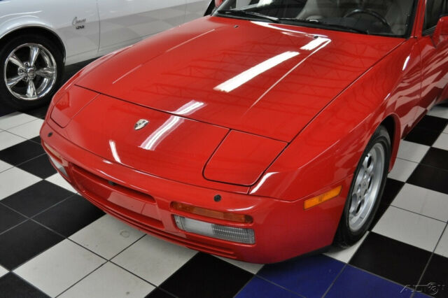 1986 Porsche 944 TURBO - PRISTINE - 2 OWNERS - NO PAINT WORK - AMAZING! - photo 7