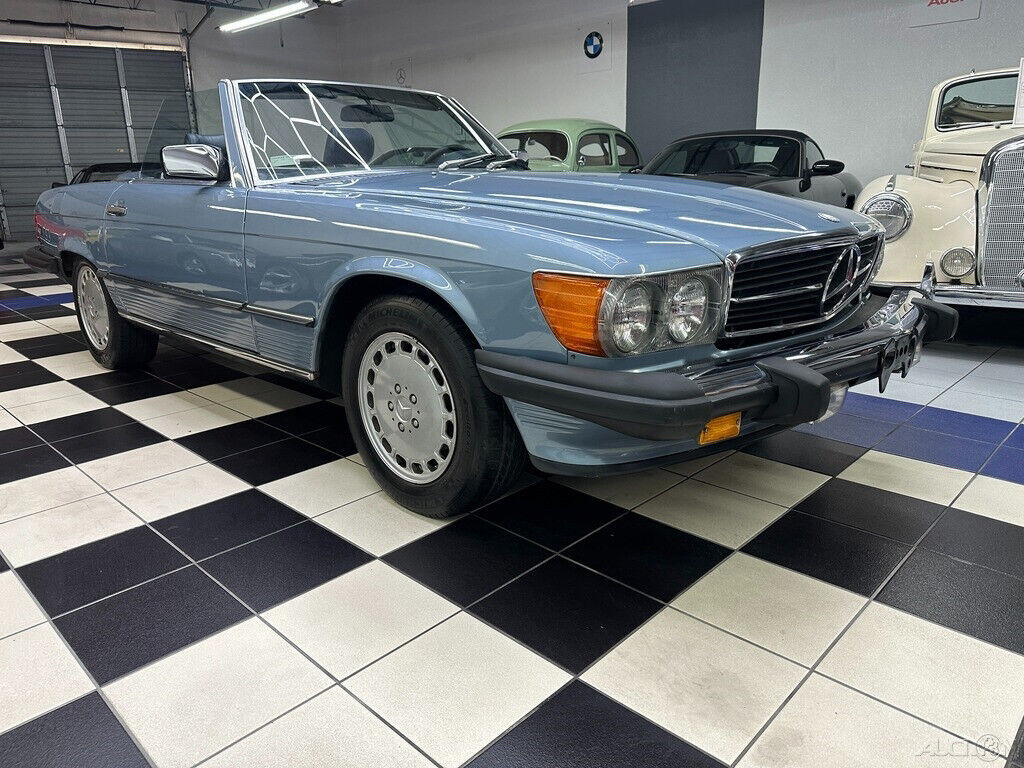1987 Mercedes-Benz SL-Class 560 SL - 62k MILES - ABSOLUTELY PRISTINE- BOTH TOPS - photo 2