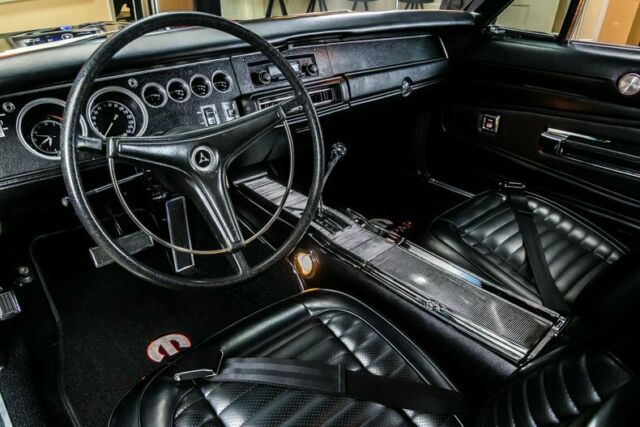 1970 Dodge Charger Restomod - photo 2