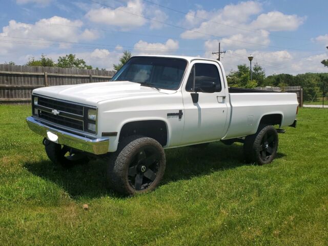 1985 Chevrolet C/K Pickup 2500 - photo 3
