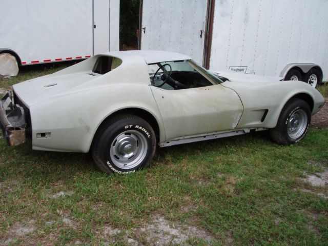 1975 Chevrolet Corvette - photo 2