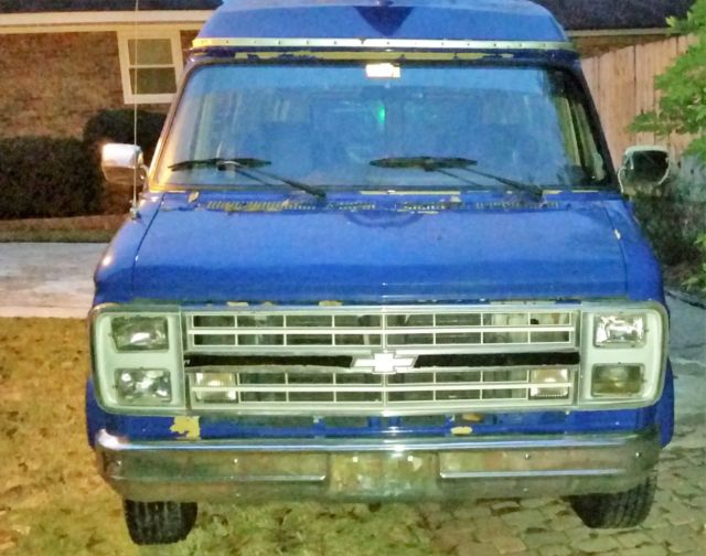 Cheverolet Custom Van 76,000 miles, single owner with Dual Motor Lift 1989 Chevrolet G20 Van G-20 Custom Van
