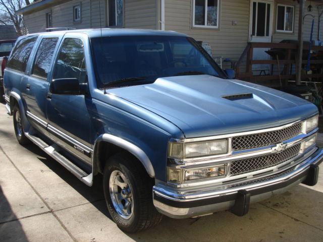CHEVORLET SUBURBAN SEREA 1500 GMC SPOTLESS RUST FREE LOW MILES DUALS K&N 5.7 350 1994 Chevrolet Suburban 1500 3RD ROW