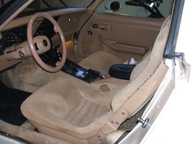 1981 Chevrolet Corvette - photo 10
