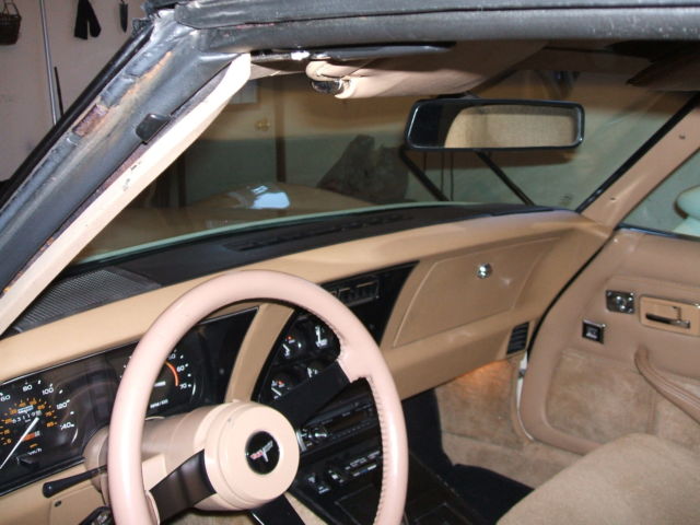1981 Chevrolet Corvette - photo 9