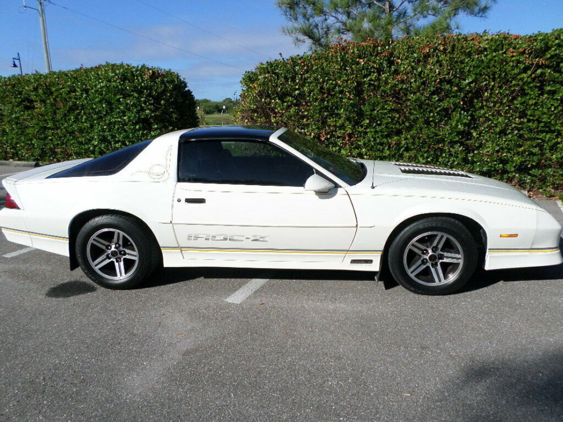 Chevrolet 1989 iroc z28 camaro like new senior owned 1989 Chevrolet Camaro