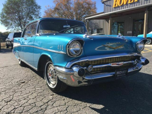 1957 Chevrolet Bel Air Hardtop 57 sedan 283 v8 - photo 11