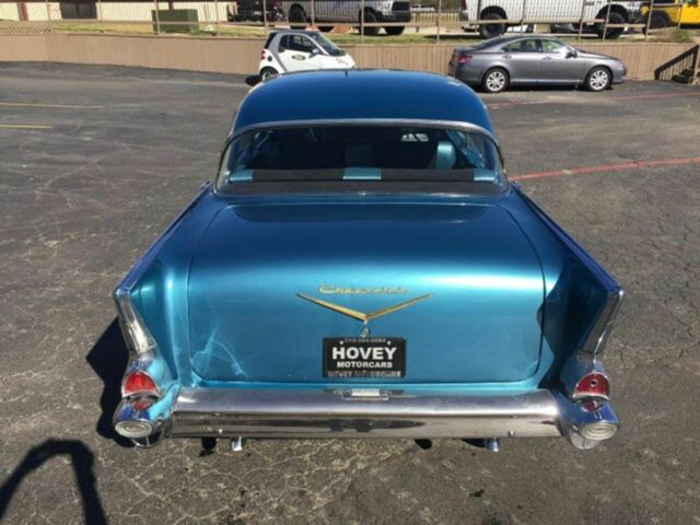 1957 Chevrolet Bel Air Hardtop 57 sedan 283 v8 - photo 7