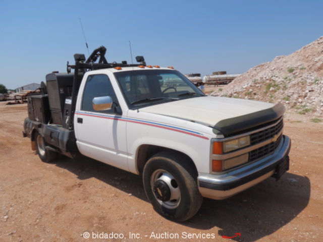 1991 Chevrolet C/K Pickup 3500 - photo 2