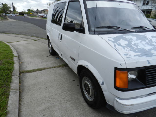 1989 Chevrolet Astro WB RWD - photo 3