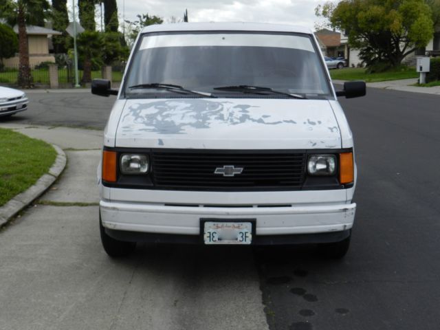 1989 Chevrolet Astro WB RWD - photo 5