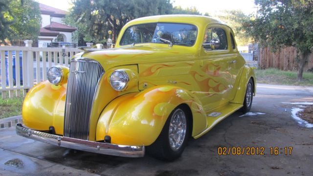 CHEVROLET BUSINESS COUP 1937, YELLOW ALL STEEL BODY WITH 630 bhp 383 CI STROKER: 1937 Chevrolet Chevrolet 1937 Business Coupe Cloth brown/beige