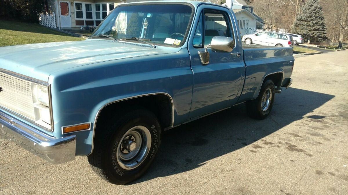 1984 Chevrolet C-10 - photo 2