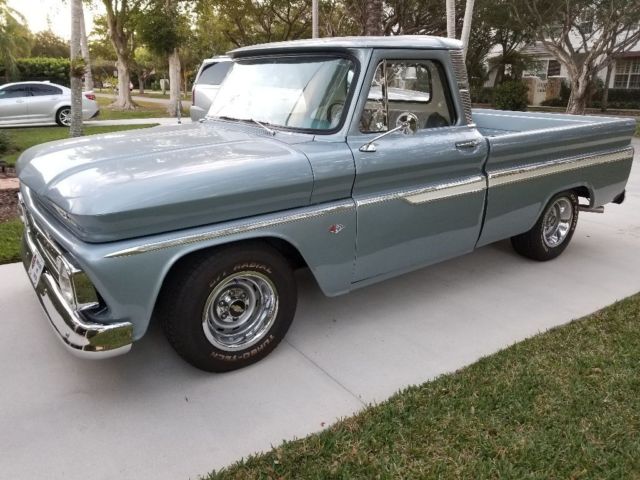 Chevrolet C10 custom in excellent condition 1966 Chevrolet C-10 Custom