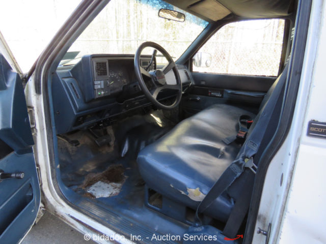 1992 Chevrolet C/K Pickup 2500 - photo 10