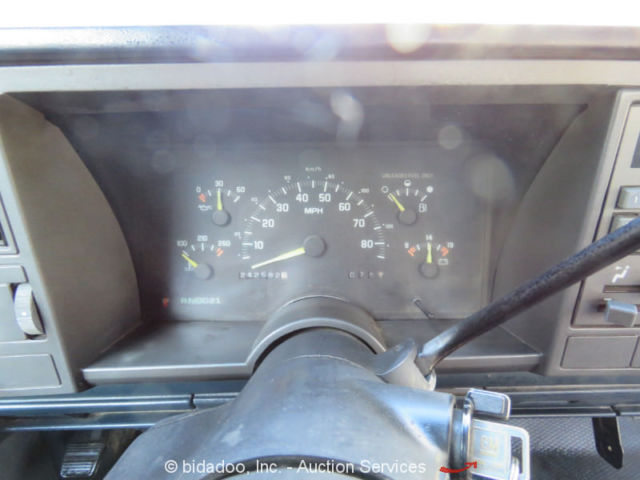 1992 Chevrolet C/K Pickup 2500 - photo 11