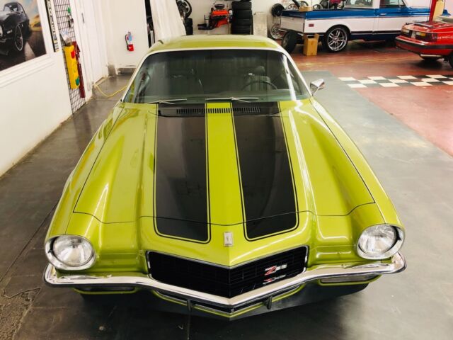 1970 Chevrolet Camaro - Z/28 - RARE CITRUS GREEN - NUMBERS MATCHING - SE - photo 12