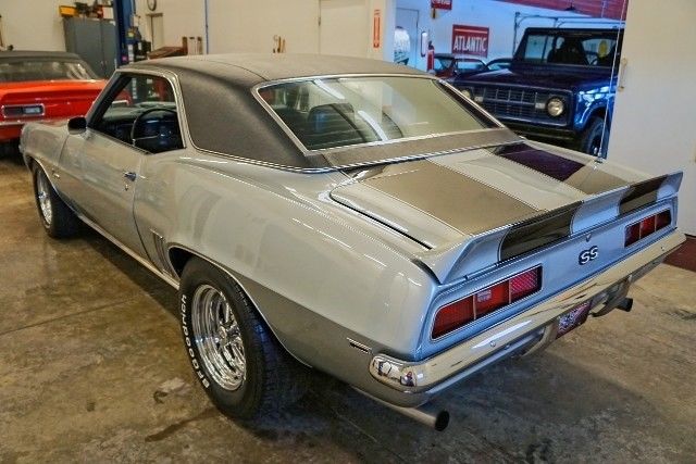 1969 Chevrolet Camaro SS Style - photo 10