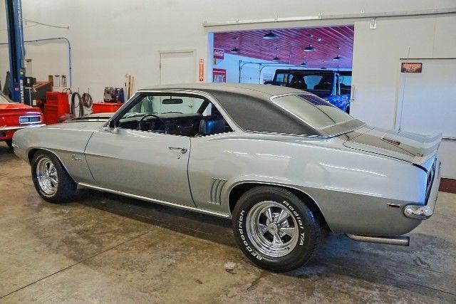 1969 Chevrolet Camaro SS Style - photo 9