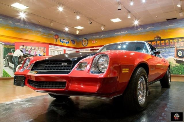 1980 Chevrolet Camaro RS - photo 6
