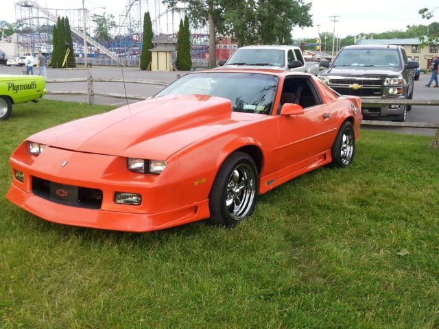 1992 Chevrolet Camaro - photo 8