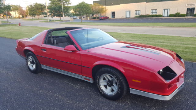 1984 Chevrolet Camaro - photo 2