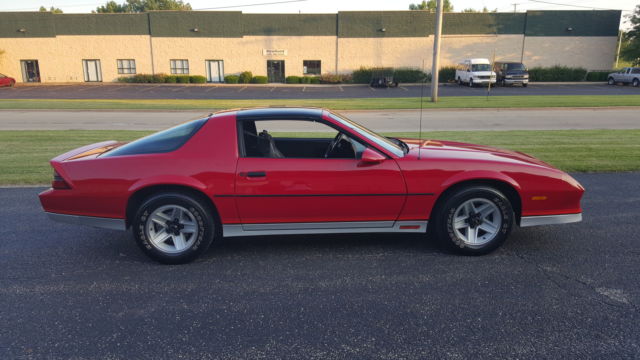 1984 Chevrolet Camaro - photo 4