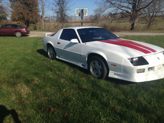 1992 Chevrolet Camaro Z28 - photo 4
