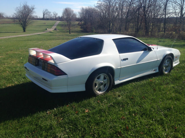 1992 Chevrolet Camaro Z28 - photo 9