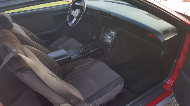 1984 Chevrolet Camaro - photo 8