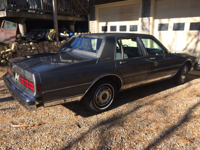 1987 Chevrolet Caprice Brougham pkg - photo 3