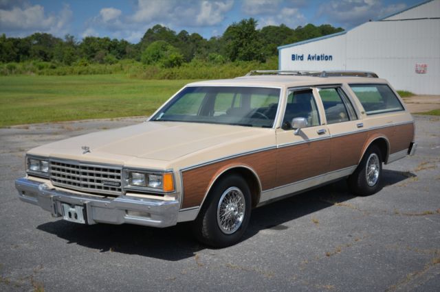 Chevrolet Caprice Classic Wagon 1982 1982 Chevrolet Caprice