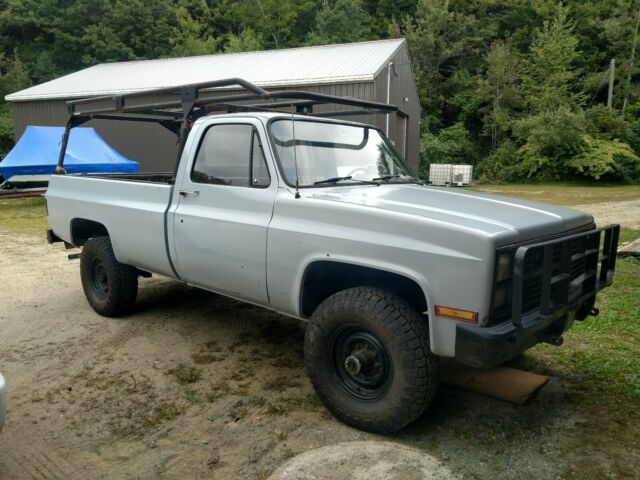 Chevrolet Chevy C/K 3500 Military CVCU M-1008 K30 1986 Chevrolet C/K Pickup 3500