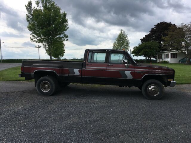 Chevrolet Chevy C/K 3500 V30 Big Block 454 7.4 Automatic Auto 4x4 4WD 1988 Chevrolet C/K Pickup 3500 Silverado