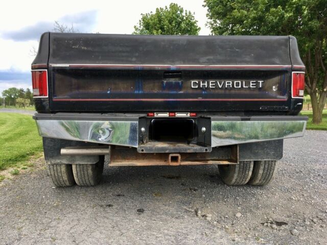 1988 Chevrolet C/K Pickup 3500 Silverado - photo 4