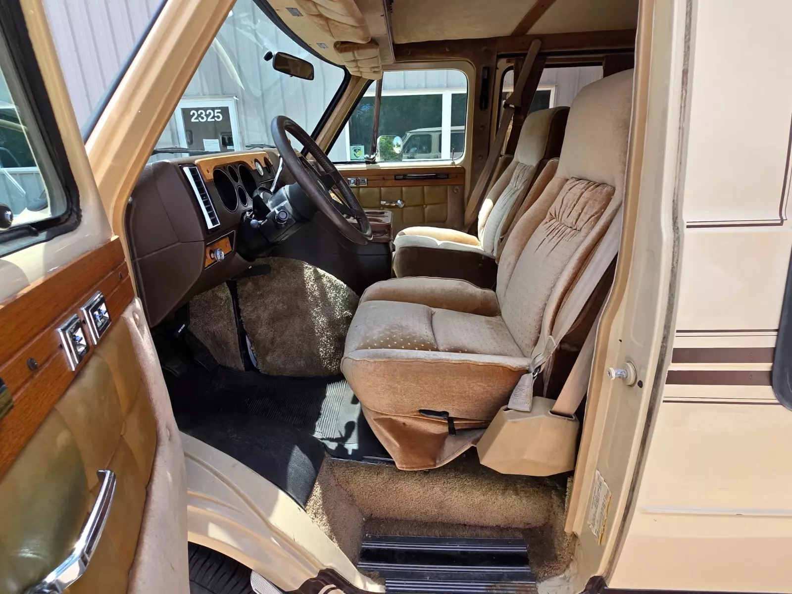 1985 Chevrolet G20 Van - photo 7