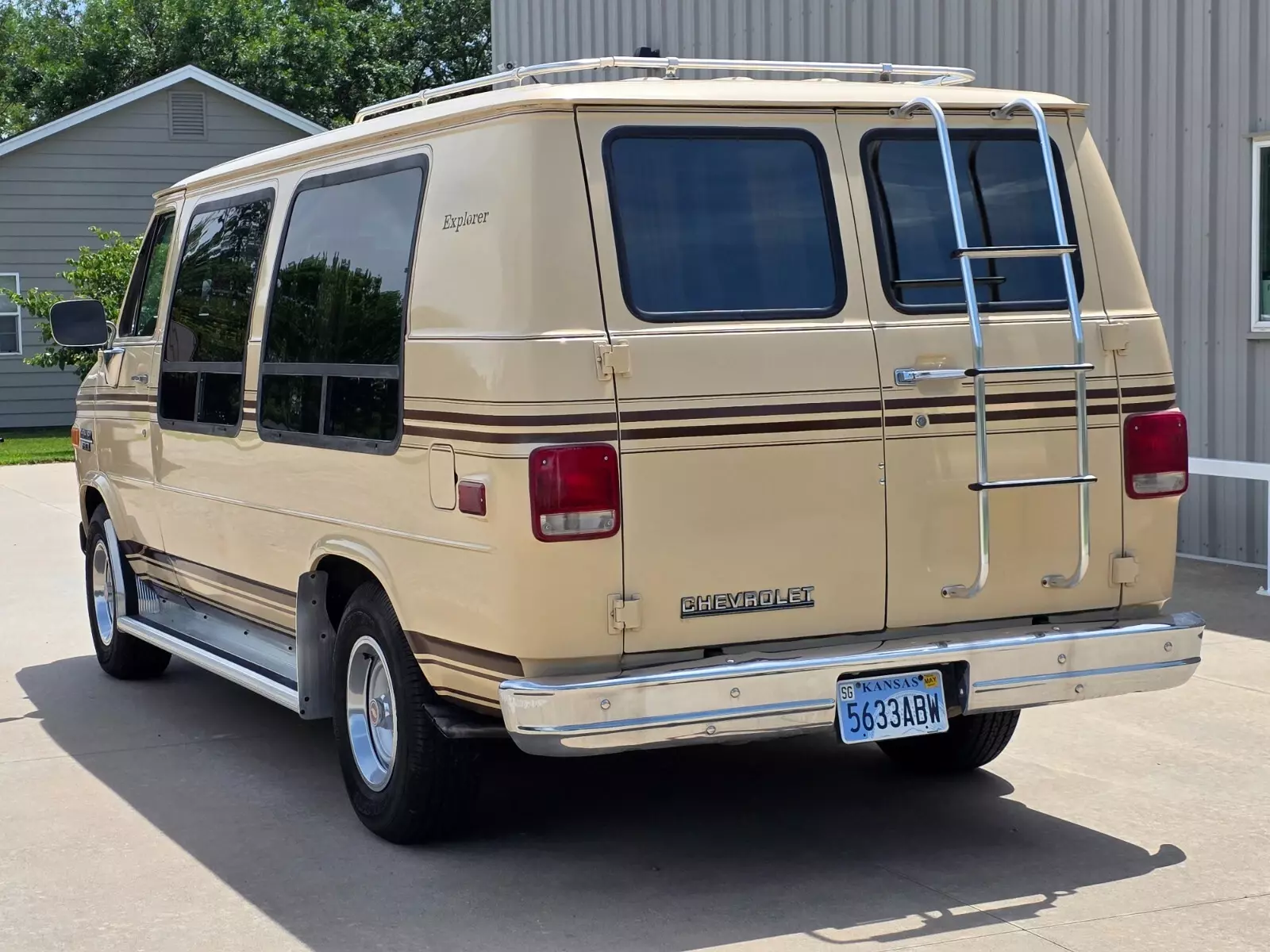 1985 Chevrolet G20 Van - photo 9