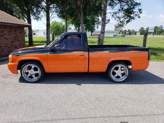 1988 Chevrolet C/K Pickup 1500 C1500 Silverado 2dr Standard Cab SB - photo 8
