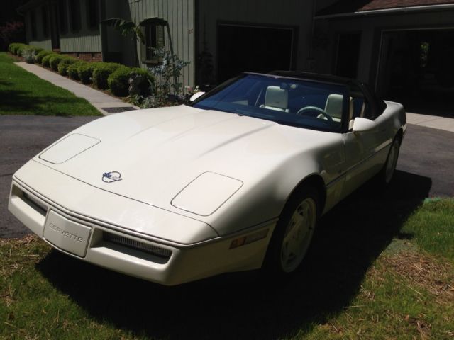 1988 Chevrolet Corvette 35 Anniversary Edition - photo 3