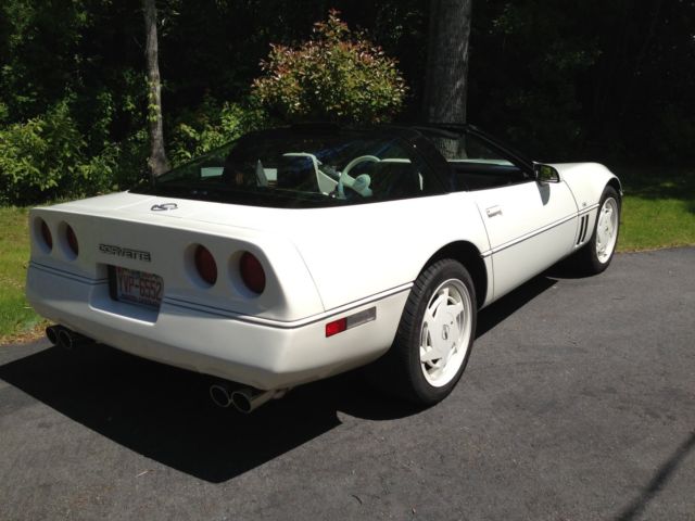 1988 Chevrolet Corvette 35 Anniversary Edition - photo 4