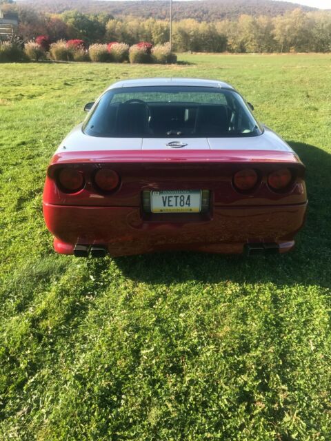 1984 Chevrolet Corvette - photo 3