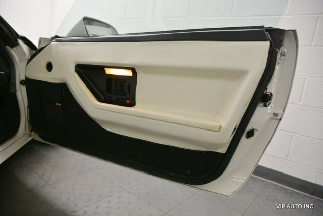 1988 Chevrolet Corvette Coupe - photo 10